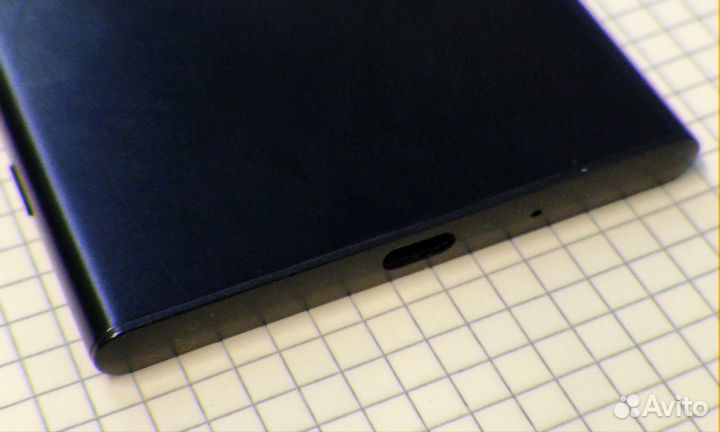 Sony Xperia XZ1, 4/64 ГБ