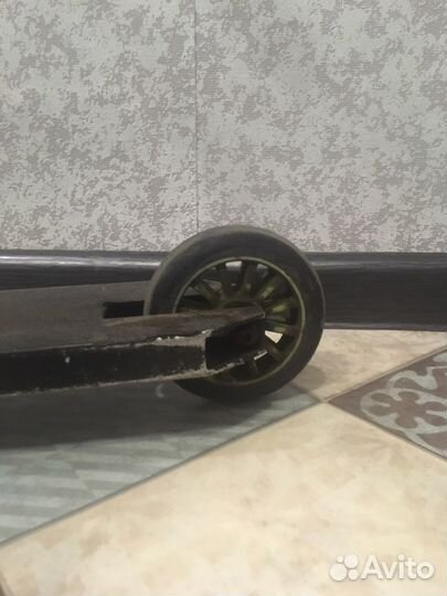 Продам трюкавой самокат