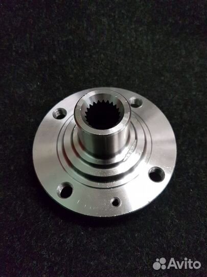 Ступица передняя 823407615A audi VW