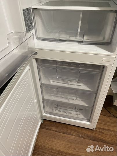 Холодильник бу LG