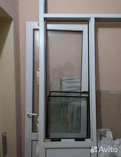 Окно на балкон