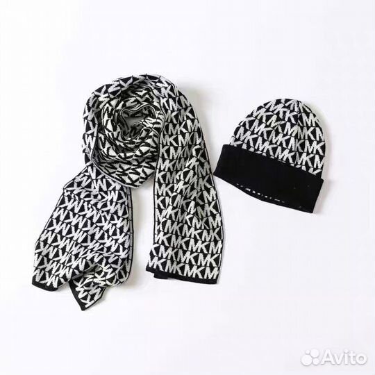 Шапка и шарф Michael Kors