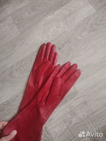 Перчатки женские кожаные новые