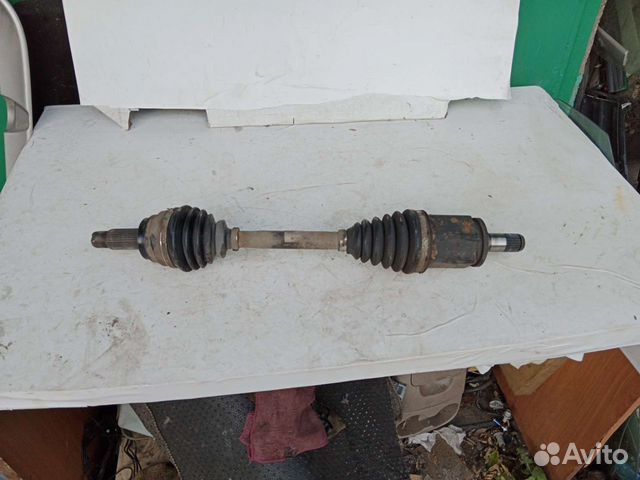 Привод передний левый BMW X5 E70 E71