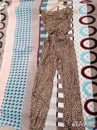 Комбинезон женский 42 44