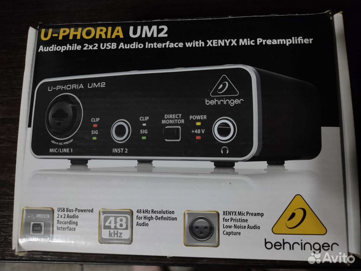 Звуковая карта Behringer u-phoria UM2