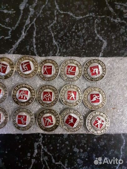 Москва - 80. Moskva. XXll Олимпиада. Значки СССР