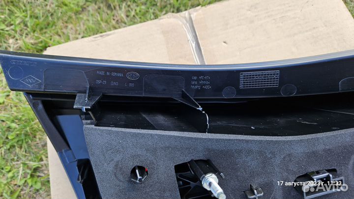 Фонарь задний левый Renault Sandero 8200734825