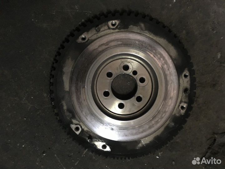 Маховик двигателя KFV (Peugeot 206)