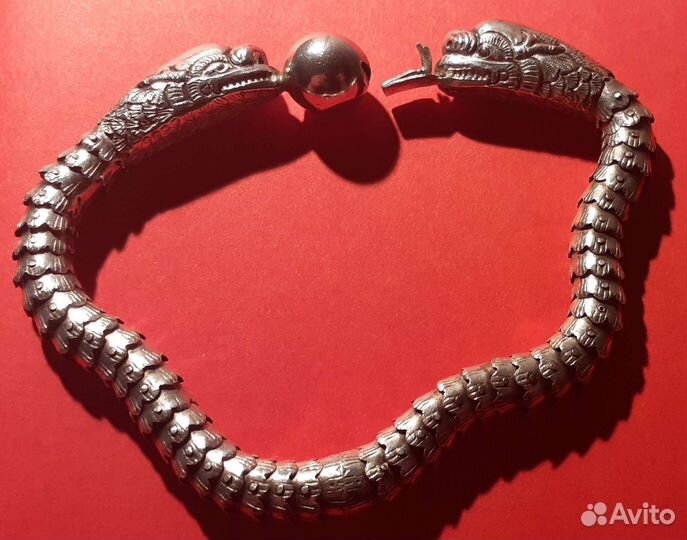 Старинный серебряный браслет