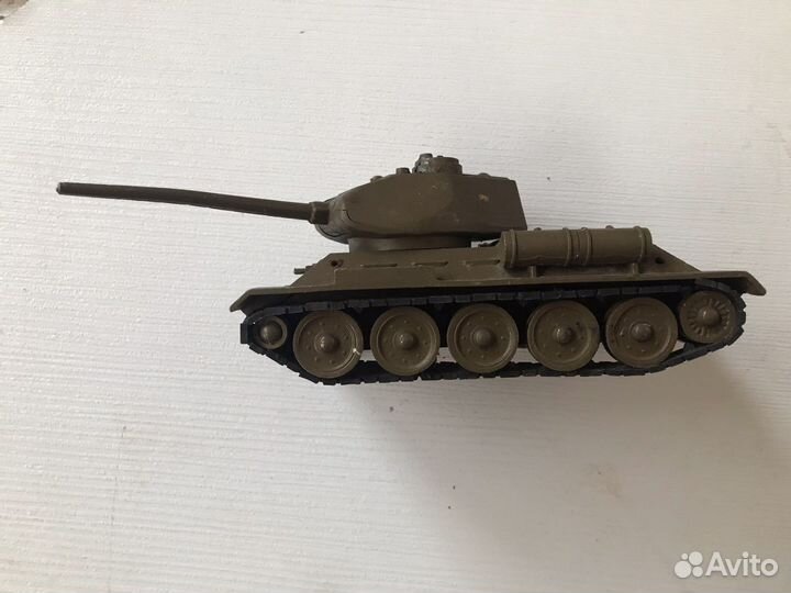 Игрушка танк СССР