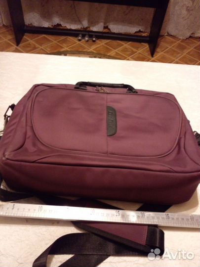 Портфель для ноутбука