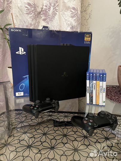 Sony PS4 PRO + игры + подписка