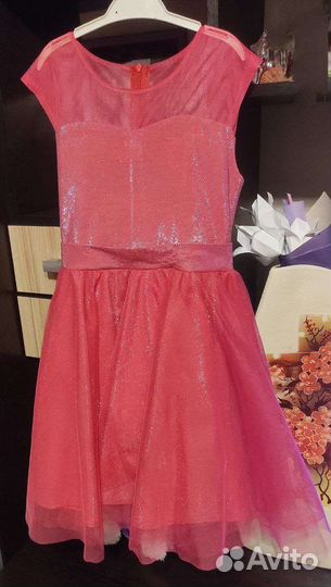 Нарядное платье на девочку