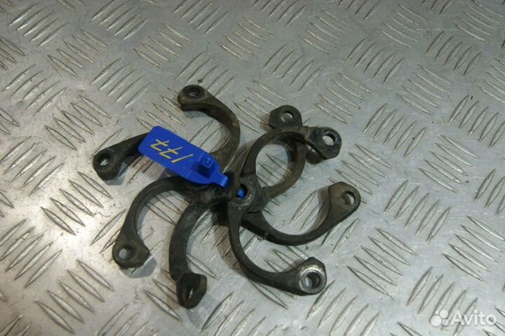 Крепление глушителя Kawasaki ZZR1100-1, ZXT10C