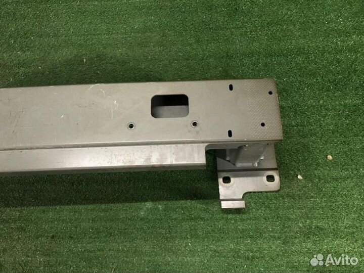 Усилитель переднего бампера Land Rover Defender