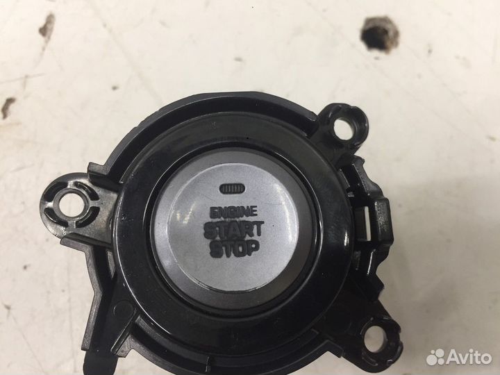 Кнопка запуска двигателя (Hyundai Equus)