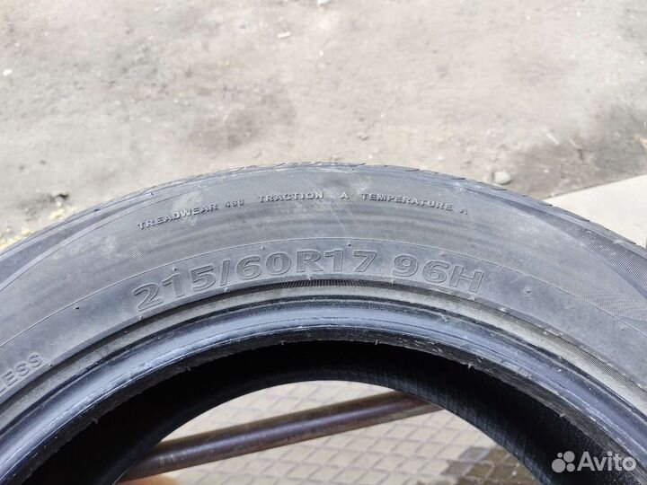 Kumho Solus SA01 Plus 215/60 R17