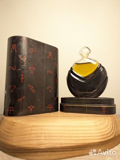Духи Lancome Magie Noire 30 мл винтаж 1970-х сплэш