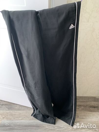 Спортивный костюм adidas 44-46