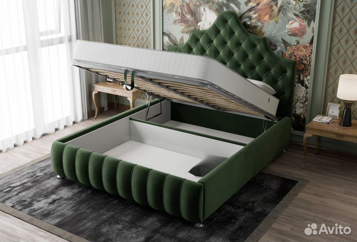 Кровать двуспальная с мягким изголовьем