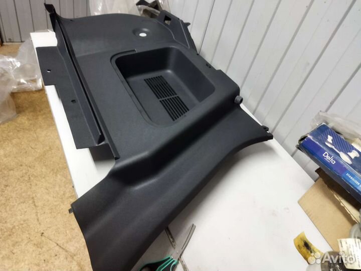 Обивка багажника левая opel meriva (2003-2010)