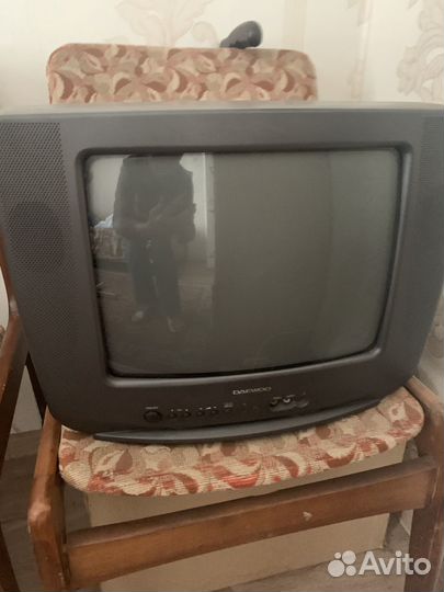 Продам телевизор