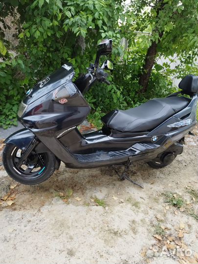 Продам макси скутер