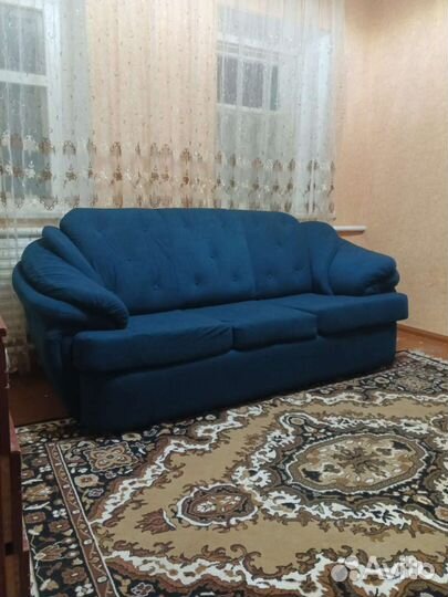 Диван