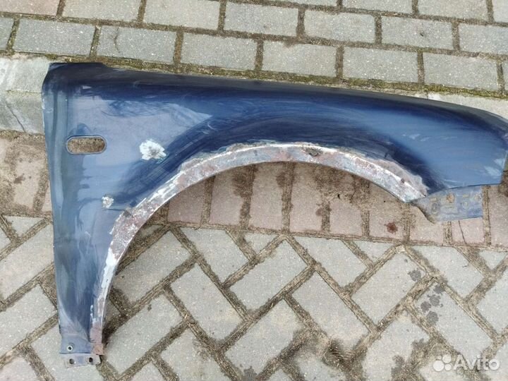Крыло левое, правое. Фольцваген Пасат б5+