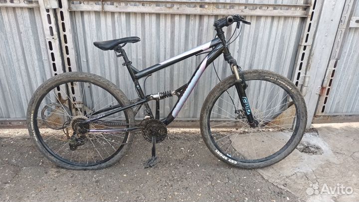 Велосипед Forward Raptor 27.5 2.0 disc (сломан)