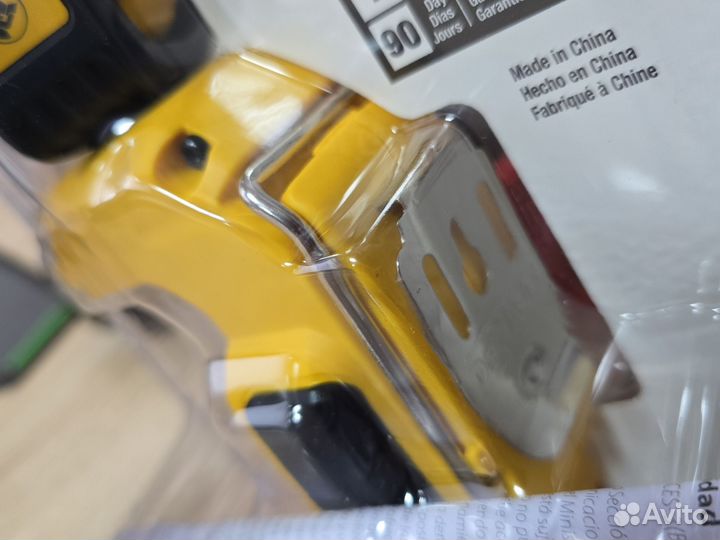 Рабочий фонарь Dewalt 20V DCL044