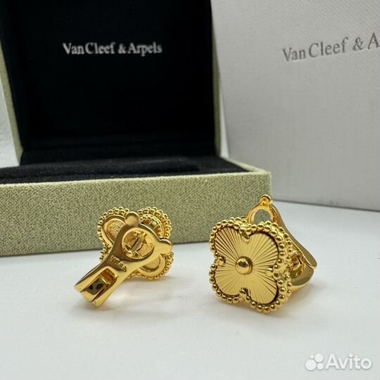 Золотые серьги van cleef