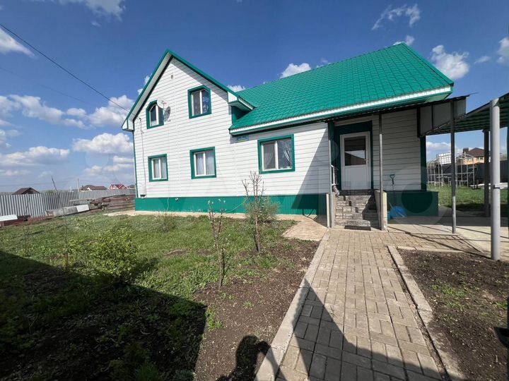 Дом 192 м² на участке 12 сот.