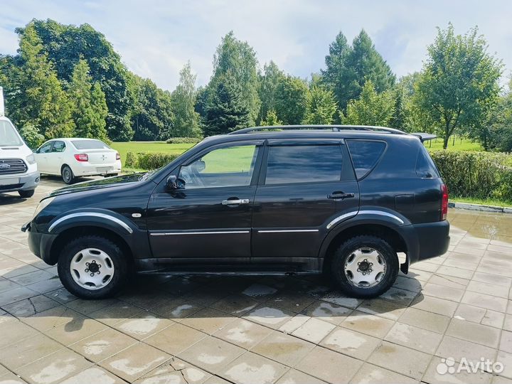SsangYong Rexton 2.7 AT, 2006, 300 000 км
