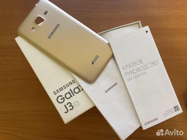 Крышка от телефона Samsung galaxy j3