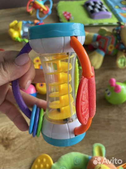 Развивающие игрушки для малышей