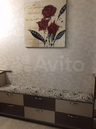 3-к. квартира, 90 м², 3/10 эт.