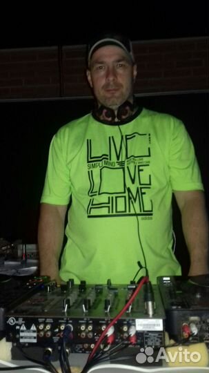 Флешка с музыкой от диджея