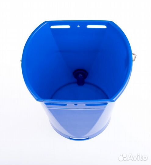 Ведро с соской для выпойки телят, жеребят, осликов