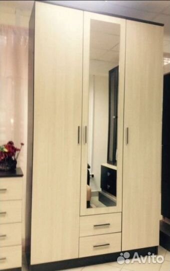 Шкаф трёхстворчатый Венге