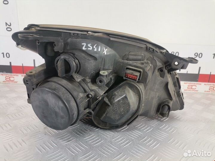 Фара передняя для Opel Vectra C 93171432