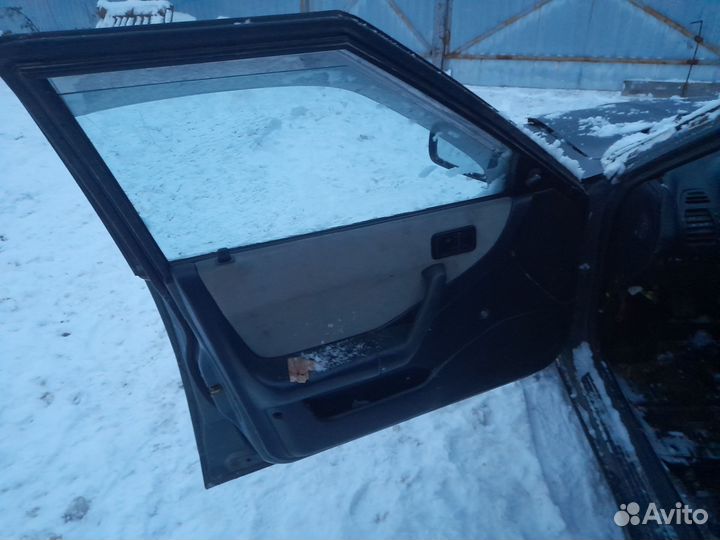 Mazda 323 разбор