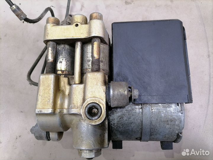 Блок ABS (насос) C20NE 2.0 Opel Vectra A 1988-1995