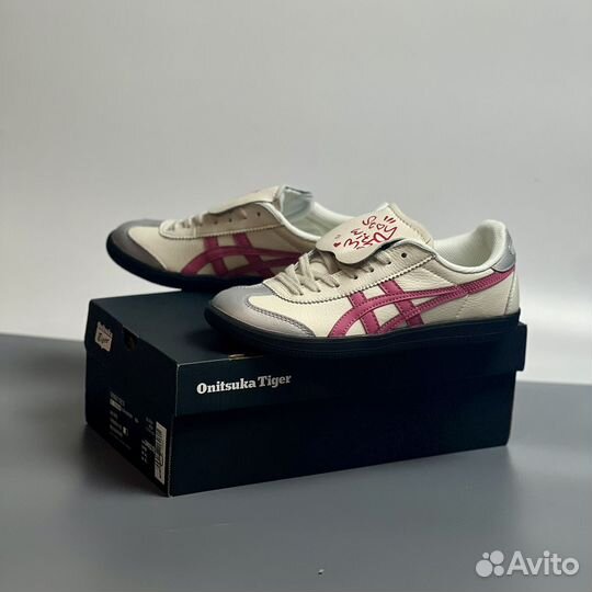 Кроссовки Asics