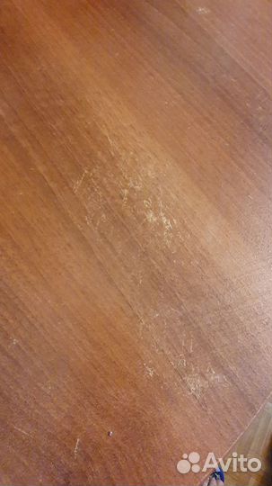 Стол угловой с тумбами