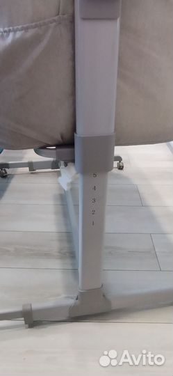 Прикроватная кроватка