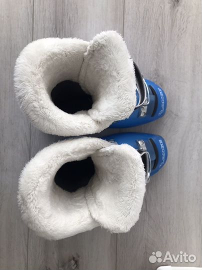 Горнолыжные ботинки детские