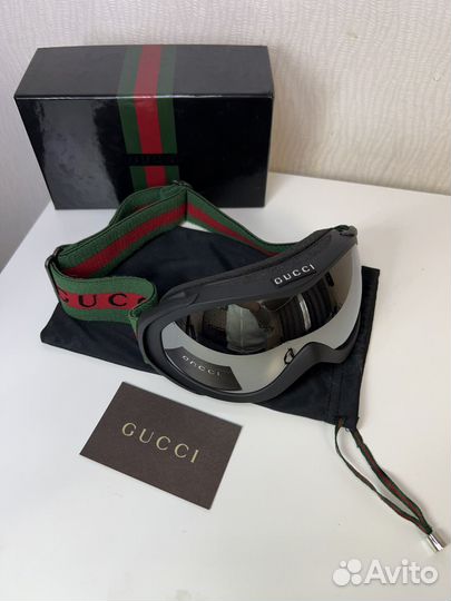 Горнолыжные очки Gucci