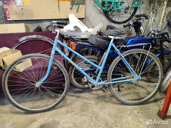 Велосипед взрослый на ходу